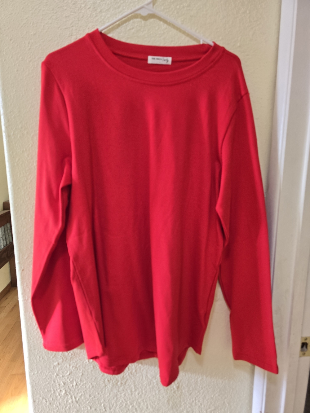 Everyday Long-Sleeve Crewneck Tee in Red